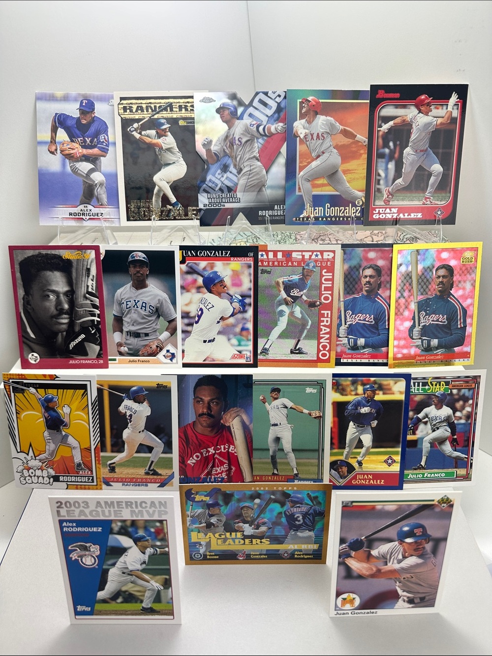 Juan Gonzalez rookie card + Alex Rodriguez & Julio Franco Rangers lot of 20